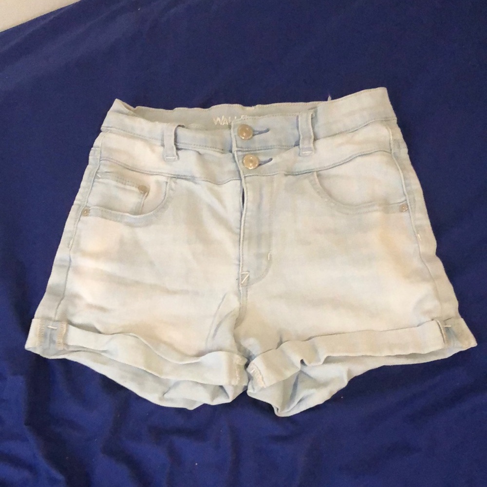Wallflower Shorts